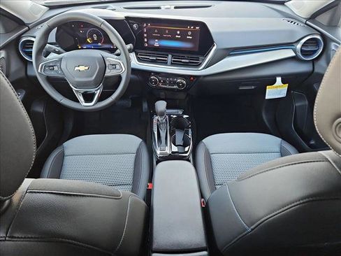 New 2026 Chevrolet Trax LT w/ LT Convenience Package image 14