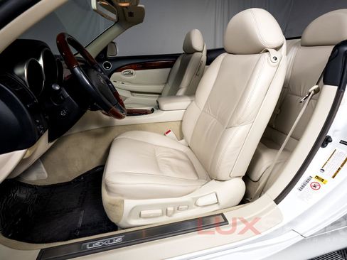 Used 2010 Lexus SC 430 Convertible image 20