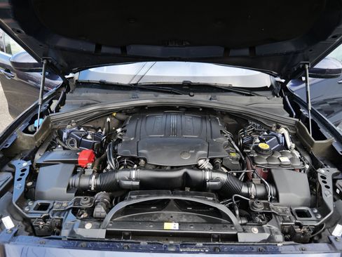 Used 2018 Jaguar F-PACE Prestige image 51