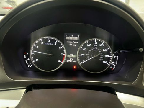 Used 2018 Acura ILX image 9