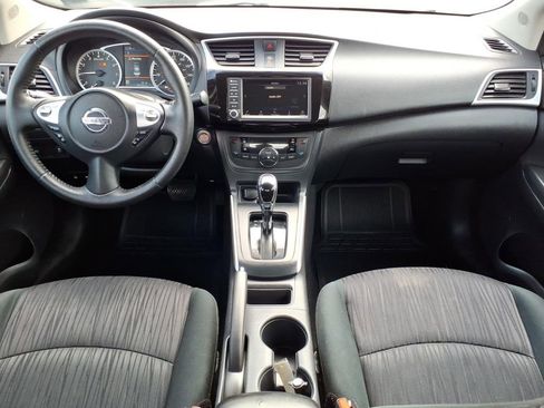 Used 2019 Nissan Sentra SV image 14