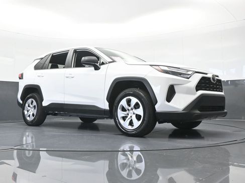 Used 2025 Toyota RAV4 LE FWD image 55