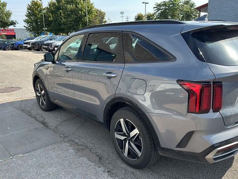 Used 2021 Kia Sorento S w/ Panoramic Sunroof Package FWD image 7