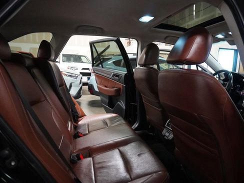 Used 2018 Subaru Outback 2.5i Touring w/ Popular Package #3 image 8