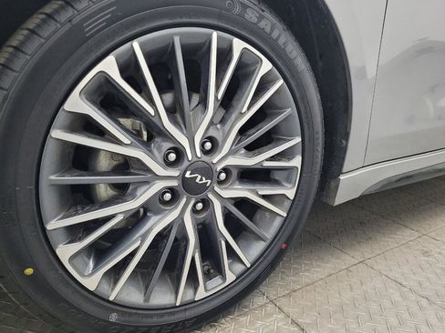 Used 2024 Kia Forte GT-Line image 31