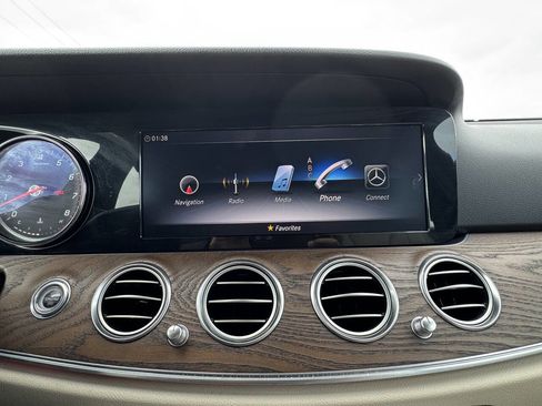 Used 2019 Mercedes-Benz E 450 4MATIC Wagon image 29