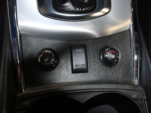 Used 2014 INFINITI Q60 AWD Coupe w/ Premium Package image 22