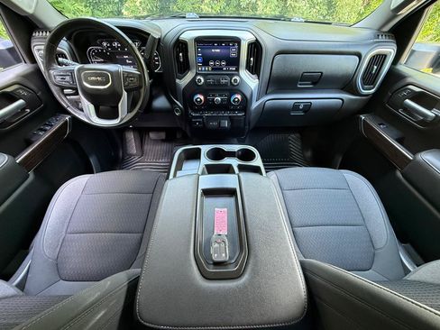 Used 2021 GMC Sierra 2500 SLE w/ SLE Value Package; AWD/4WD image 22