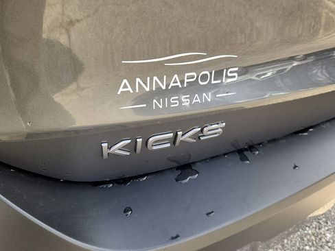 New 2026 Nissan Kicks SR w/ SR Premium Package AWD/4WD image 11