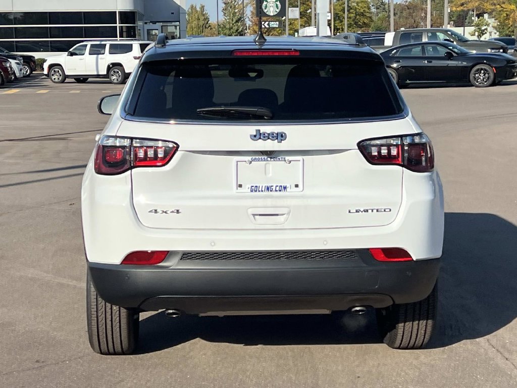 Used 2026 Jeep Compass Limited AWD/4WD image 5