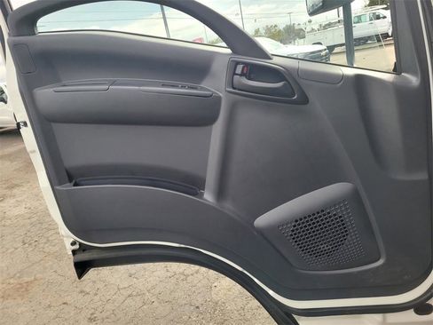 New 2025 Chevrolet Low Cab Forward image 8