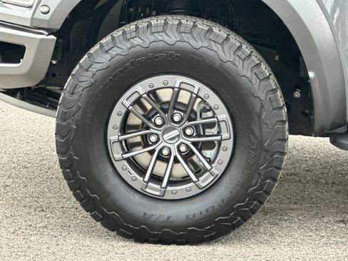 Certified 2020 Ford F150 Raptor w/ Equipment Group 802A Luxury image 25