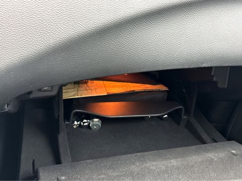 Used 2018 Nissan Murano Platinum w/ Cargo Package image 19