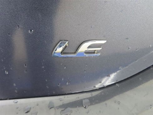 Used 2019 Toyota Corolla LE image 12