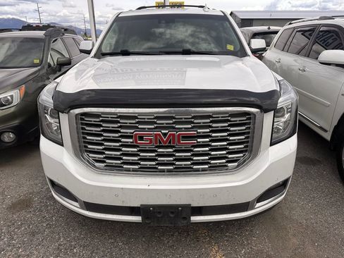 Used 2018 GMC Yukon Denali w/ Open Road Package AWD/4WD image 3
