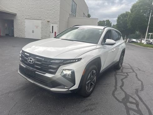 Used 2025 Hyundai Tucson SEL AWD/4WD image 9