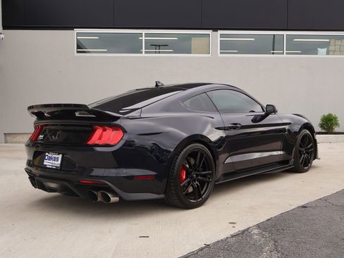 Used 2021 Ford Mustang Shelby GT500 w/ Technology Package RWD image 8