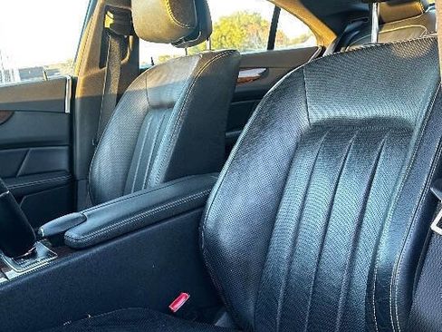 Used 2014 Mercedes-Benz CLS 550 4MATIC image 30