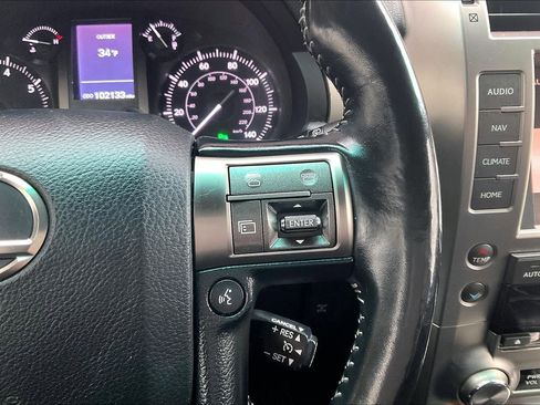 Used 2017 Lexus GX 460 Luxury image 11