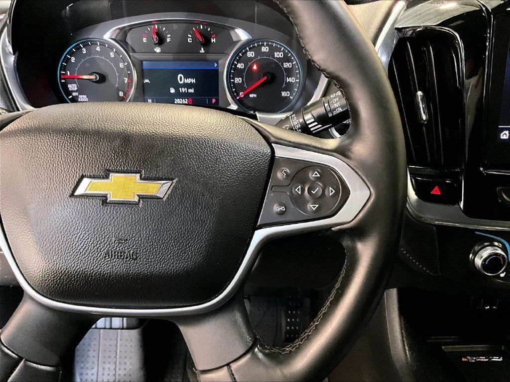 Used 2023 Chevrolet Traverse LT AWD/4WD image 25