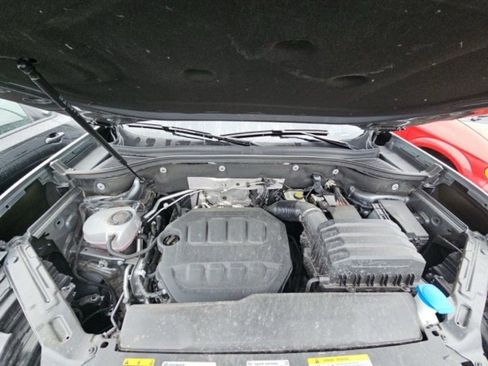 Used 2025 Volkswagen Atlas Cross Sport SE image 18