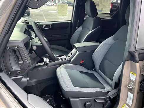 New 2026 Ford Bronco Big Bend image 9