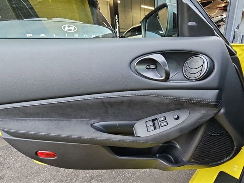 Used 2023 Nissan Z Performance w/ Floor Mat Package (L93) image 26