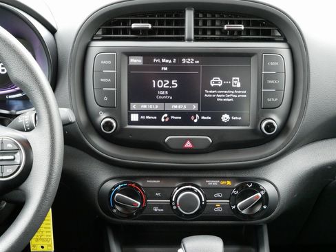 Used 2024 Kia Soul LX w/ Option Group 015 image 16