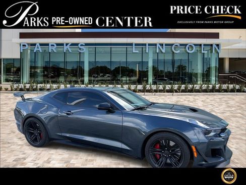 Used 2019 Chevrolet Camaro ZL1 RWD image 1