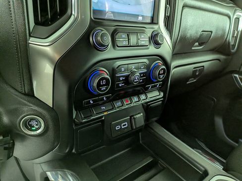 Certified 2022 Chevrolet Silverado 1500 LT Trail Boss w/ Safety Package AWD/4WD image 27