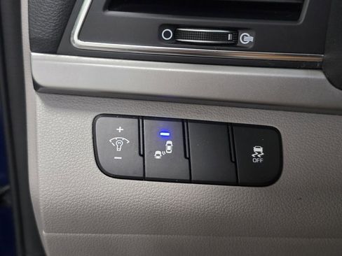 Used 2018 Hyundai Elantra SEL w/ Cargo Package image 23