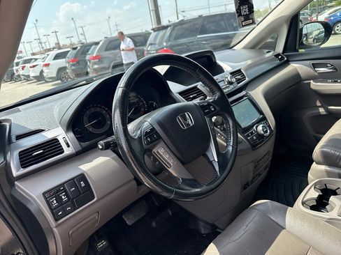 Used 2014 Honda Odyssey Touring image 10