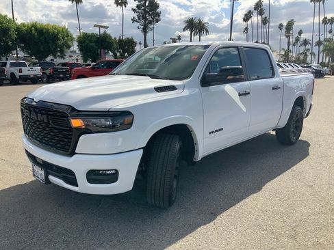 Used 2026 RAM 1500 Big Horn AWD/4WD image 3