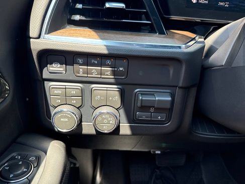 Used 2026 Chevrolet Tahoe High Country w/ Sun And Tow Package AWD/4WD image 20