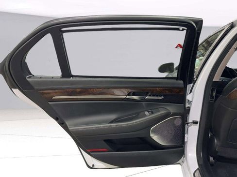 Used 2019 Genesis G90 5.0 Ultimate image 41