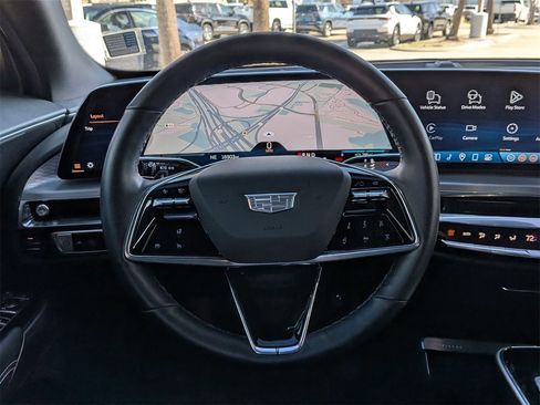 Used 2025 Cadillac Lyriq Sport image 10