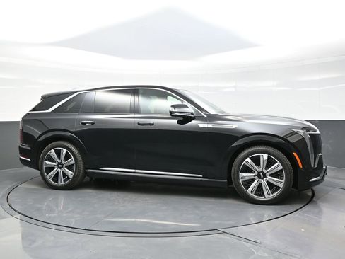 New 2025 Cadillac Escalade IQ Luxury 1 image 8