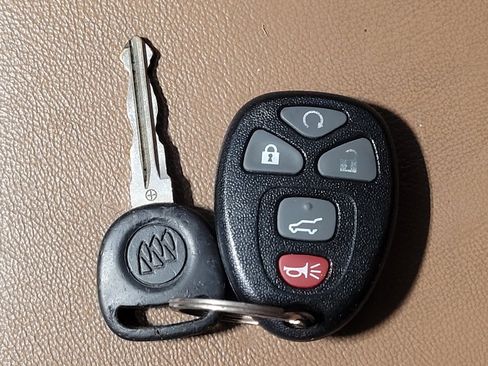 Used 2015 Buick Enclave Leather AWD/4WD image 33