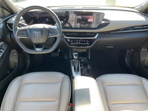 Used 2024 Buick Envista Avenir image 26