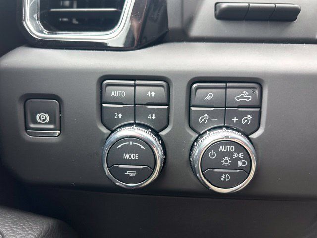 Used 2025 GMC Sierra 1500 Denali w/ Denali Reserve Package AWD/4WD image 15
