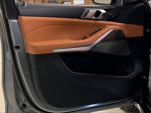 New 2026 BMW X5 sDrive40i w/ Climate Comfort Package image 10