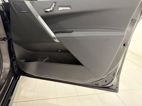 Used 2026 BMW iX xDrive45 w/ M Sport Package image 18