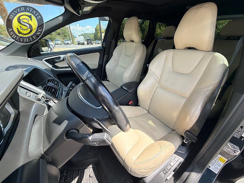 Used 2015 Volvo XC60 T6 Platinum FWD image 12