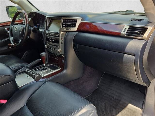 Used 2014 Lexus LX 570 4WD image 20