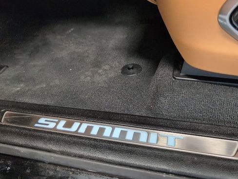 Used 2024 Jeep Grand Cherokee L Summit AWD/4WD image 11