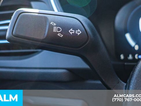 Used 2025 Ford Escape Platinum image 33