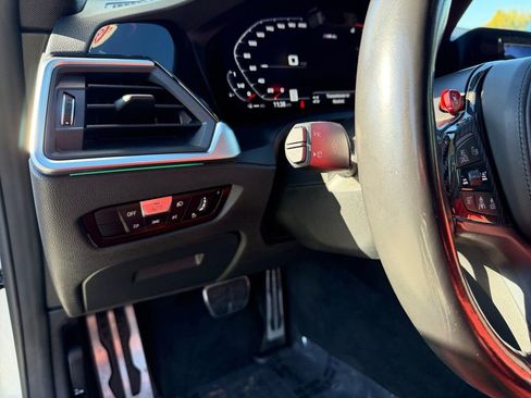 Used 2022 BMW M4 Competition image 13