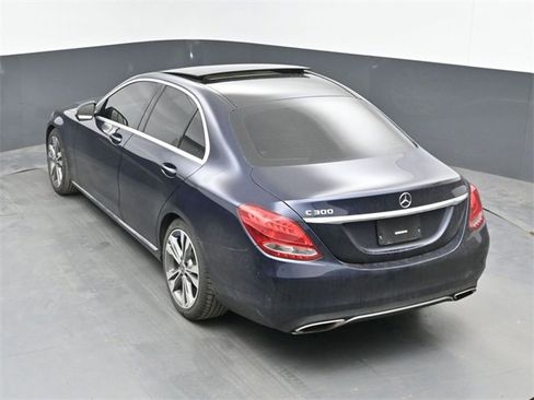 Used 2017 Mercedes-Benz C 300 Sedan image 23