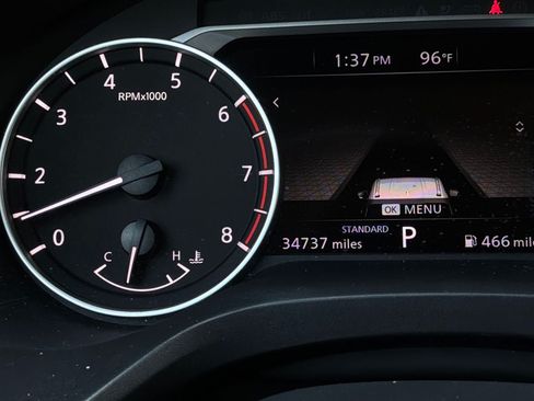 Used 2025 Nissan Rogue SV FWD image 37