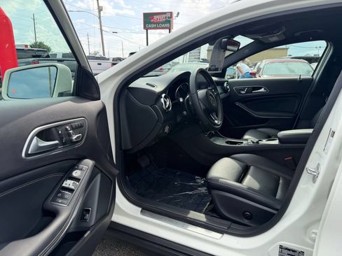 Used 2018 Mercedes-Benz GLA 250 image 4